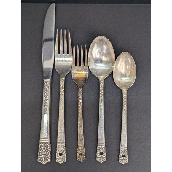 1881 Rogers Oneida Ruby Lane Pattern Place Setting Five Pieces Silver Plate - Picture 1 of 10